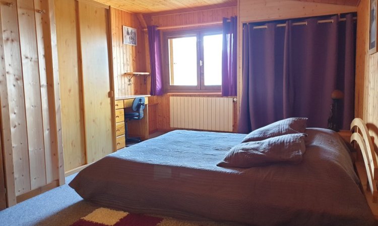 Appartement 4 personnes Si-près_ 50m tapis figaro