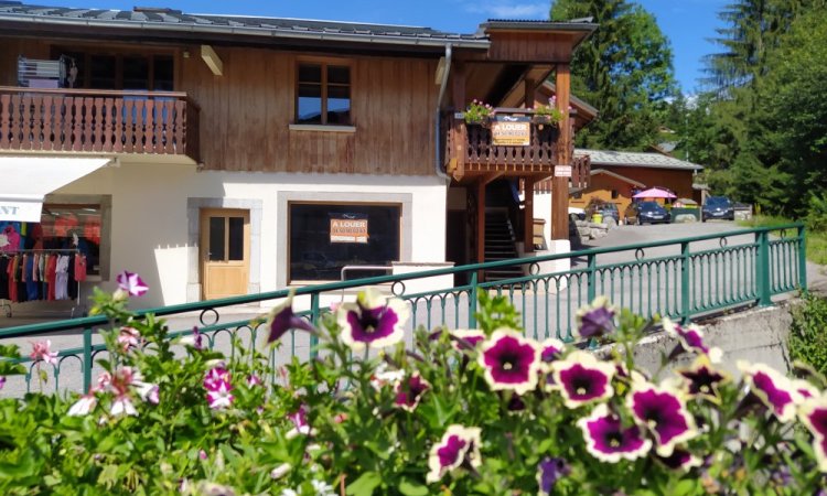 Location appartement 8 personnes : L'écureuil 60 m² - Les Carroz - Location Moret 